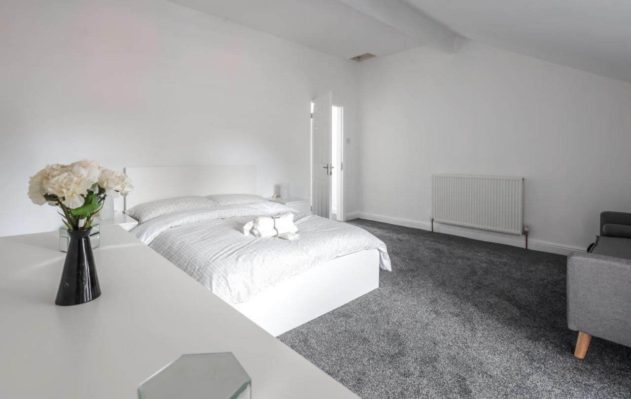 Spacious 4 Bed House In Birmingham, Suitable For Contractors Eksteriør billede