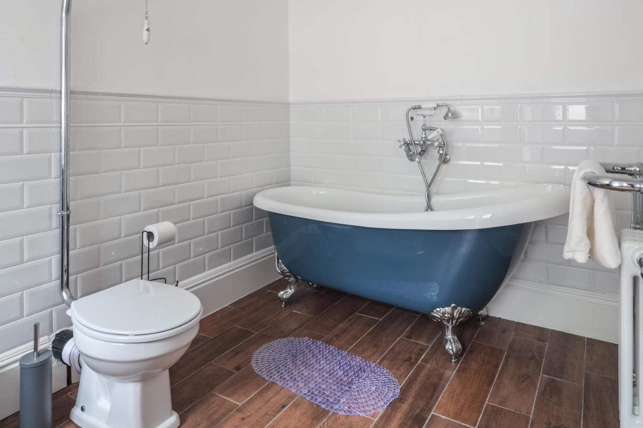 Spacious 4 Bed House In Birmingham, Suitable For Contractors Eksteriør billede