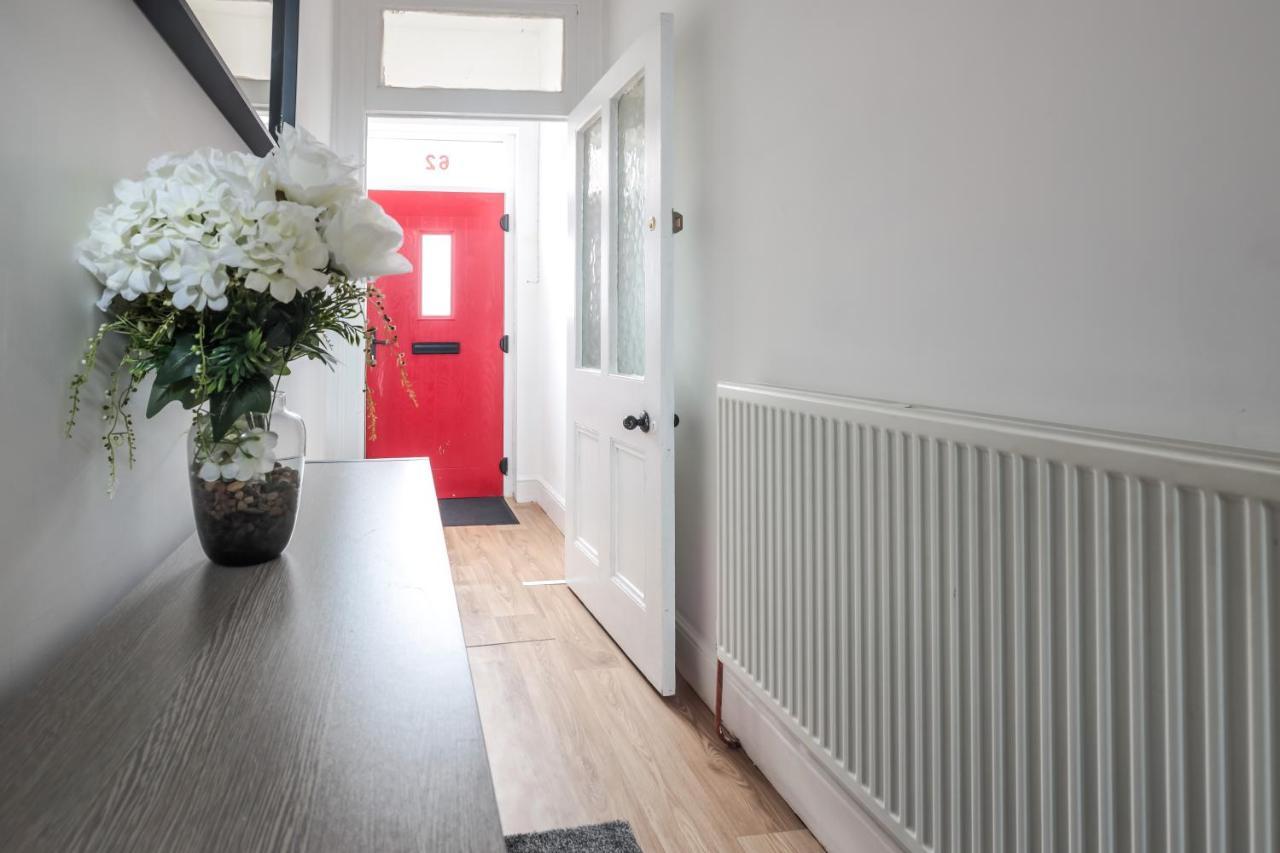 Spacious 4 Bed House In Birmingham, Suitable For Contractors Eksteriør billede